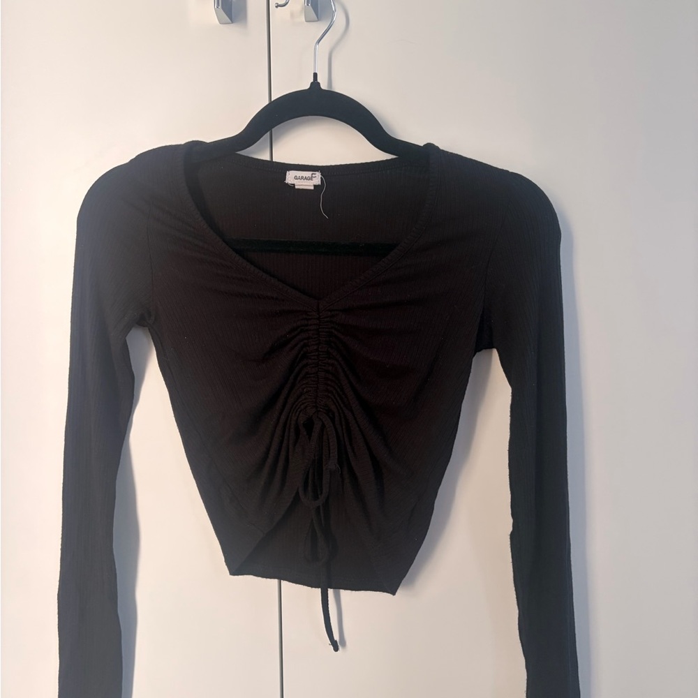 GARAGE Black Long-Sleeve Ruched Front Crop Top